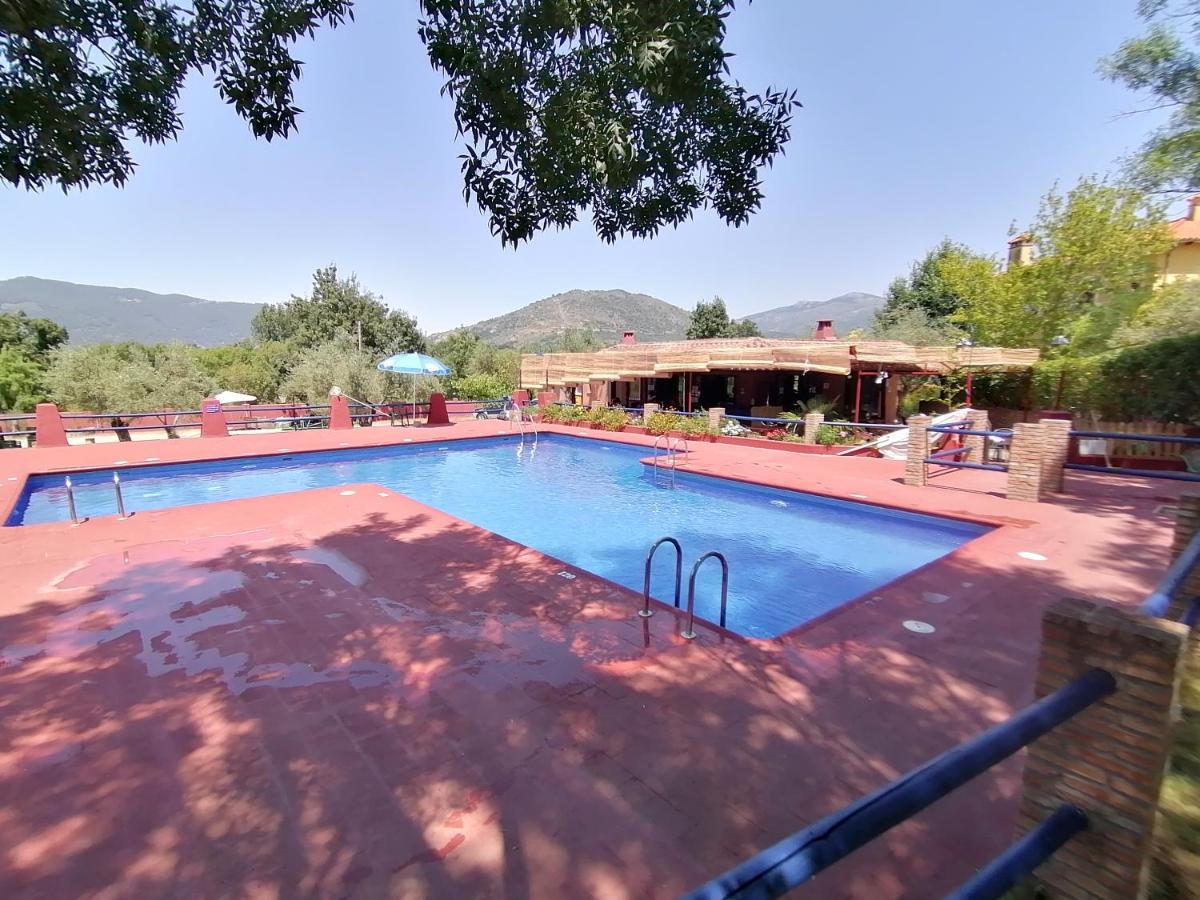 Complejo Aldea Vetonia Check Out Hasta Las 20H Parque De Mascotas Zonas Infantiles Ideal Grupos Parejas Familias Informate Apertura Piscina 1 De Mayo Hervas Bagian luar foto